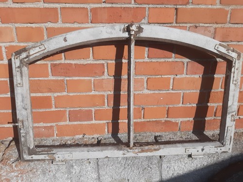 Altes rundbogenfenster eiche - rundbogenfenster,