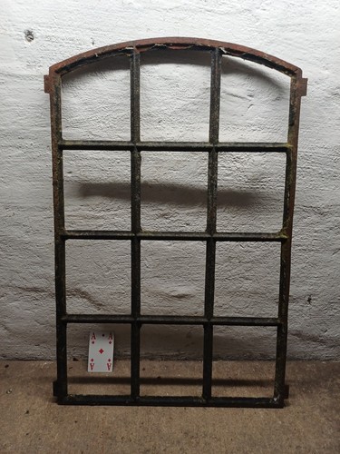 Originales rundbogen guss - rundbogen,
